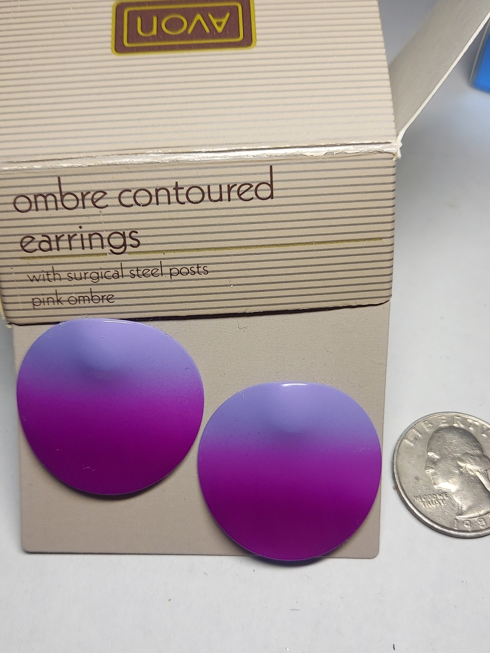 Vintage Avon Pink Ombre Contoured Disc Earrings